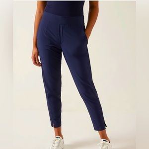 NWT ATHLETA BROOKLYN ANKLE PANT IN NAVY